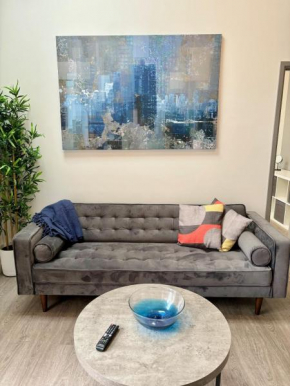 Designer 1 bedroom apartment, MO,Town Centre, Ground floor, Brand new, Light and spacious, Secure parking option, Netflix TV ready, Wifi